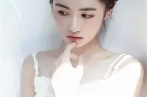 热巴×陈飞宇再上热搜：恋情曝出不到24小时私生活被扒出工作室早有回应