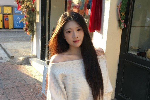 私生女风波还没结束黄一鸣又爆王思聪现女友大瓜：她骗了所有人